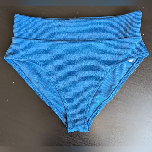 Old Navy high waisted bikini bottom 👙 - Picture 1 of 4